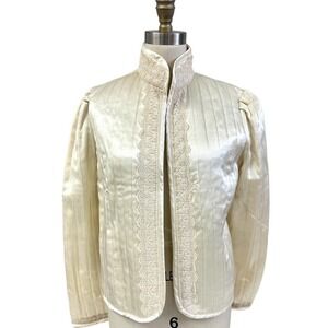 VTG Jessica's Gunnies ( Gunne Sax) Cream Quilted Satin Jacket Lace Trim NWOT S/M